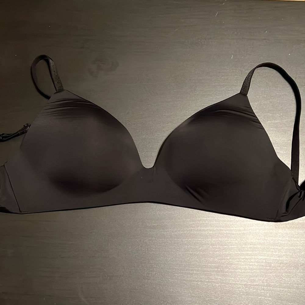 Victorias Secret Wireless Bra